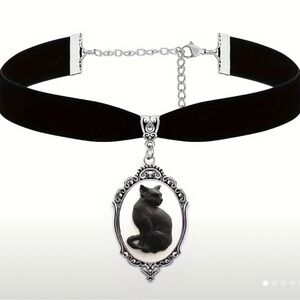 Black Velvet Pendant Choker
